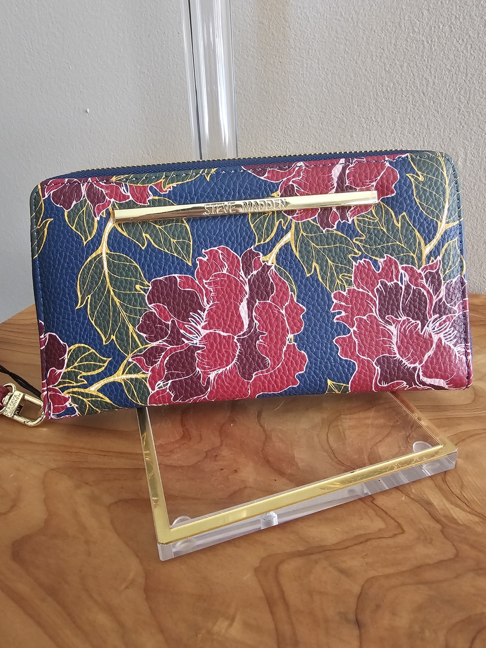 Steve Madden Navy Floral Zip-Around Wristlet Wallet - Picture 2 of 6